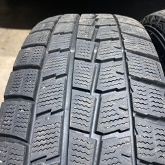 ダンロップスタッドレス195/65r15の画像