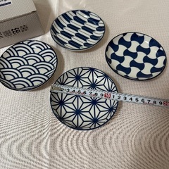 小皿　4枚セット　未使用の画像