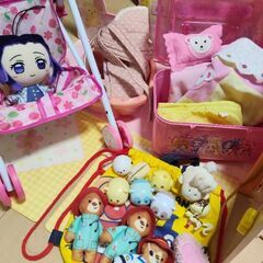 メルちゃんセット 家、お風呂、抱っこひも、ベビーカー、着替えの画像