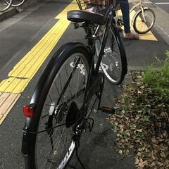 リサイクルショップどりーむ鹿大前店　No.470　黒色　27インチ　ＬＥＤオ－トライト付き　外装7段ギア付き　鍵なし　シティサイクルの画像
