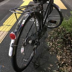 リサイクルショップどりーむ鹿大前店　No.469　黒　26インチ　ＬＥＤオ－トライト付き　内装三段切替付き　鍵なし　※走行中右ペダル違和感有※の画像