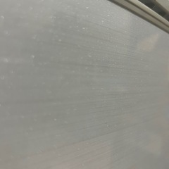 1017シャープ左右扉入れ替え可能.表面ラメキラキラ冷蔵庫の画像