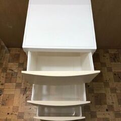 樹脂製三段チェスト　の画像