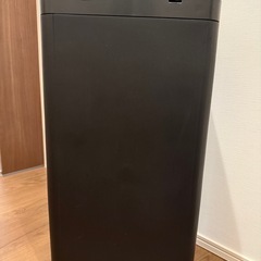 10/10まで限定出品！ニトリ　ゴミ箱の画像