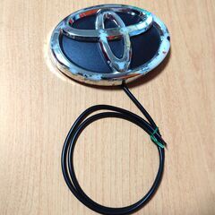 ★トヨタ 4D LEDおしゃれ エンブレム 11cm×7.5cmの画像