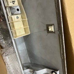 エルグランド　E52 リアスポイラー　クリアハイマウントの画像