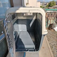 大型犬用　キャリー　キャスター付きの画像