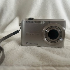CASIO EXILIM EX-Z1000 コンパクトデジタルカメラの画像