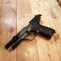 発火式モデルガン　ベレッタの画像