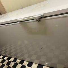 業務用冷凍庫の画像