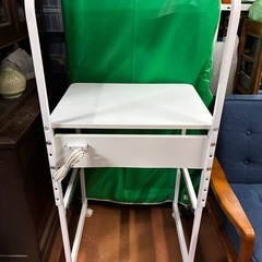 ★高さ調整可能★キャスター付き キッキンラック/レンジラック 二口コンセント付き・高さ128cm×幅57.5cm・奥行き（一段目45cm・二段目30cm）の画像