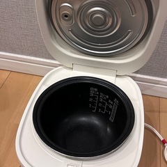 無印良品　しゃもじ置き付き炊飯器　MJ-RC3Aの画像