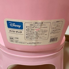 ディズニー 子供用イスの画像