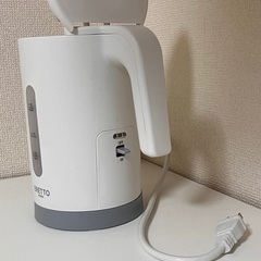 ★美品・0円★スタイリッシュなERETTOの電気ケトルの画像