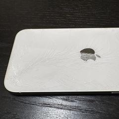 iPhone 12 128GB 82% ホワイト 本体 充電ケーブル付きの画像