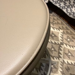 IKEA 昇降式チェアの画像