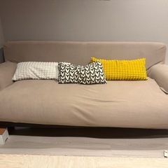 どんな部屋にも合う！3人がけゆったりソファの画像