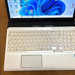 🔵 Sony VAIO SVE15B11/Cori5第3世代/メモリ8GB/SSD256GB/Webカメラ/windows11/Office2021 /アプリ多数すぐ使える/動作良好/サポート無期限の画像