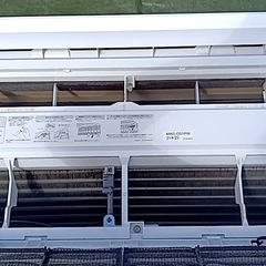 天井埋め込み型　2021年製　三菱　マルチ型ルームエアコン&室外機の画像