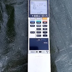 天井埋め込み型　2021年製　三菱　マルチ型ルームエアコン&室外機の画像