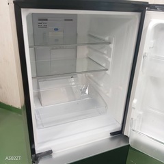 ❶🉐J021設置まで対応   訳あり特価品　SHARP　ガラスデザイン　冷蔵庫　137Lの画像