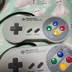 スーパーファミコン本体セットとソフト3本の画像