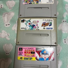 スーパーファミコン本体セットとソフト3本の画像
