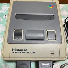 スーパーファミコン本体セットとソフト3本の画像