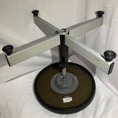 【Y1005】UCHIDA M　丸イス 昇降可能　内田　作業用　事務 の画像