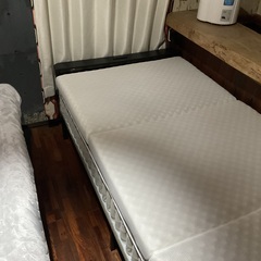 シングルベッドフレームの画像