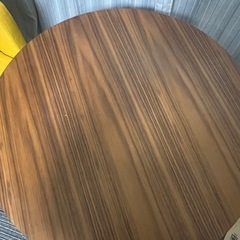 ニトリ 丸テーブル
の画像