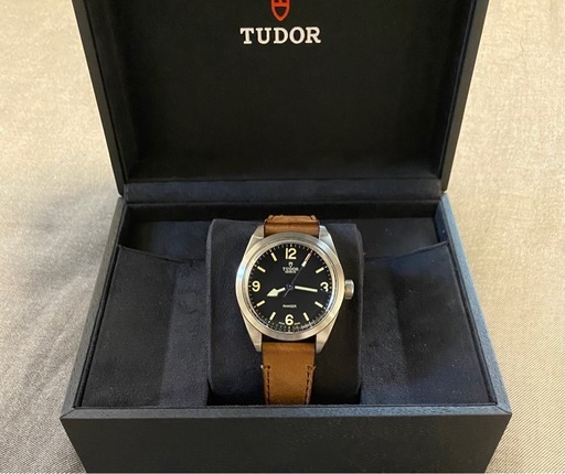 極美品　チュードル　チューダー　レンジャー　M79950純正Dバックル現行モデル