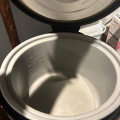 2升炊き炊飯保温ジャーの画像