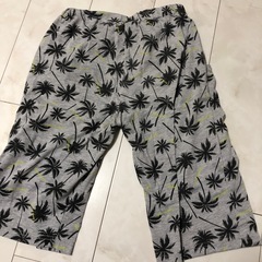 ズボン　160 非対面可の画像