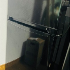 ブラック冷蔵庫 85.2cmの画像