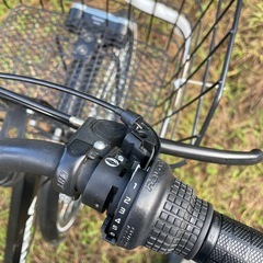 売却済　
 中古　自転車　27インチ　6段変速　オートライト　通学車 の画像