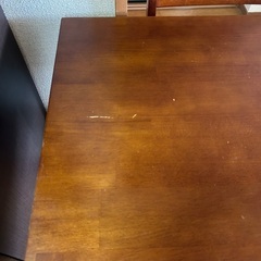 ダイニングテーブル イスセット 1000円 でお譲りします。の画像