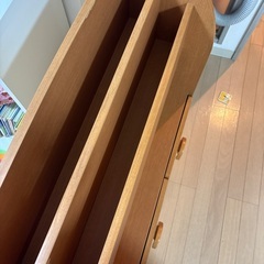 絵本棚　絵本ラックの画像