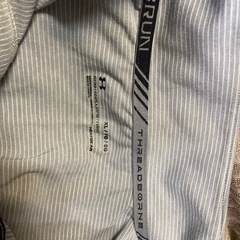 アンダーアーマー ハーフジップ シャツ グレー XL/TGの画像