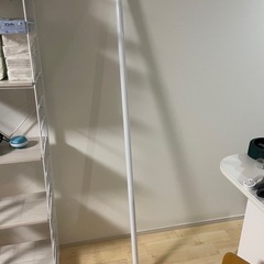 つっぱり棒の画像