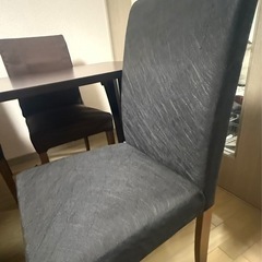 ダイニングテーブル　5点セットの画像