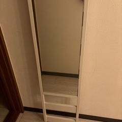 壁取り付け可全身鏡の画像