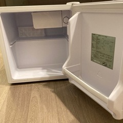 【1000円】家庭用小型冷蔵庫の画像