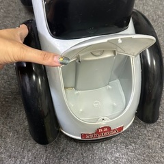 子どもの乗り物の画像