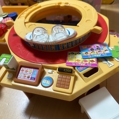 リカちゃんくるくる回転寿司屋さんの画像