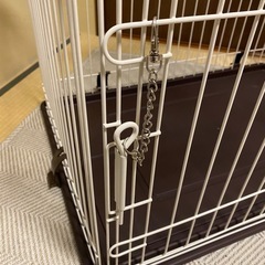 犬ケージほぼ新品の画像