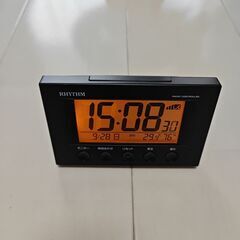 目覚まし時計 置き時計 MAG(マグ) 小型 小さい デジタル 電波時計 温度計の画像