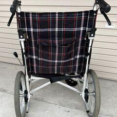 河村製作所　アルミ　折り畳み式　手折れ　介護用品 車椅子 介助用 コンパクト　13.6㎏　ノーパンクタイヤ　引き取り：田川郡香春町の画像