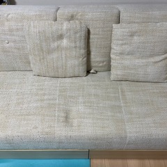 ソファー(収納多め)の画像
