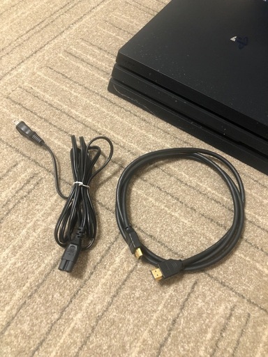 値下げ★PS4 Pro 1TB 本体★リモコン付き★ CUH-7200B